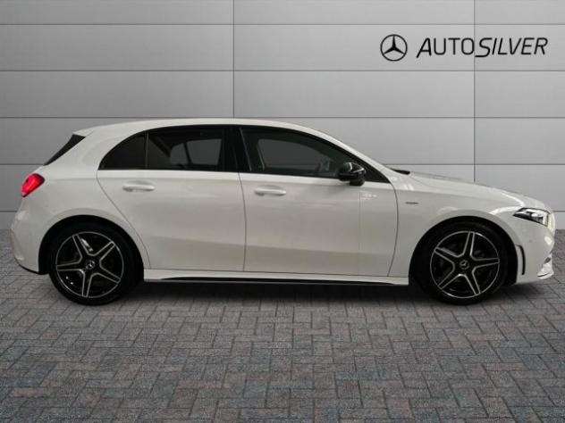MERCEDES-BENZ A 180 d Automatic Premium Night edition rif. 24176453 - Foto 5