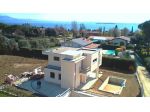MONIGA NUOVA VILLA SINGOLA CON PISCINA VISTA LAGO