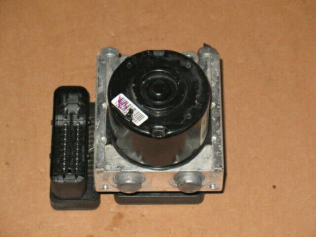 8V512M110AD POMPA ABS FORD FIESTA 8V512M110AD 06.2102-1317.4 06.2109-5581.3