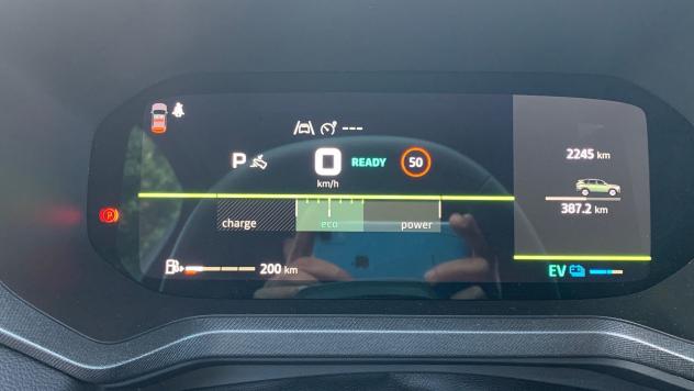 Dacia Bigster 1.8 hybrid Journey Auto 155cv - Foto 9
