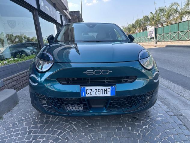 Fiat 600 Hybrid 110 CV DCT MHEV La Prima - Foto 2