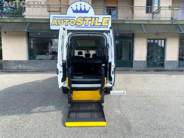 FIAT Doblo MAXI PASSO LUNGO TRASPORTO DISABILI 1.6 M-Jet 120c rif. 23783382 - Foto 2