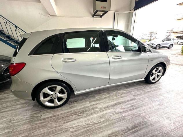 Mercedes-Benz B 180 B 180 be Premium - Foto 6