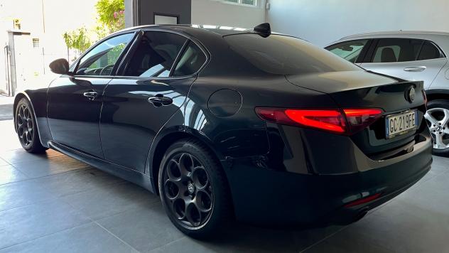 ALFA ROMEO GIULIA 2.2 TURBODIESEL EXECUTIVE 160CV - FULL LED, CAR PLAY, CRUISE CONTROL - Foto 6