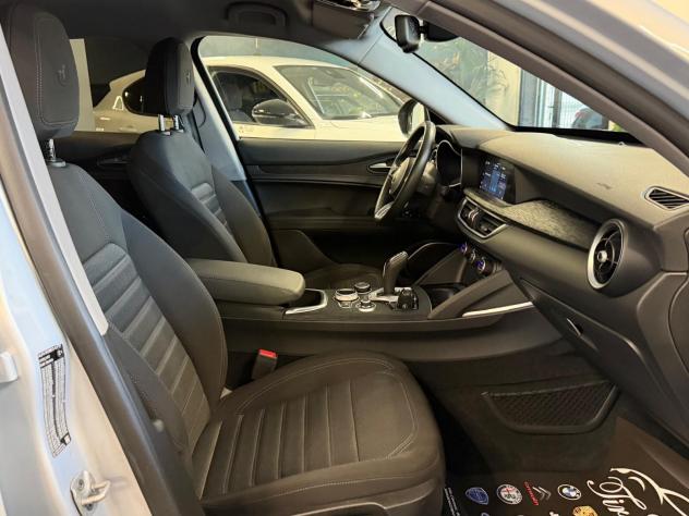 ALFA ROMEO STELVIO 2.2 190CV Q4 NAVI CRUISE CAM ANNO 2021 - Foto 9