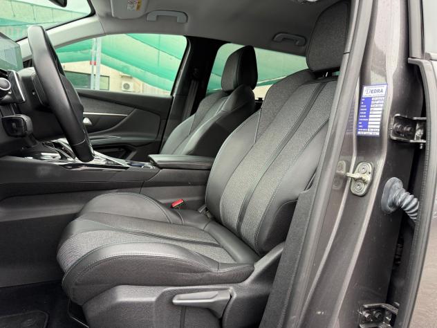 Peugeot 5008 1.5 130 Cv 7 POSTI EAT8 Allure Pack - Foto 8
