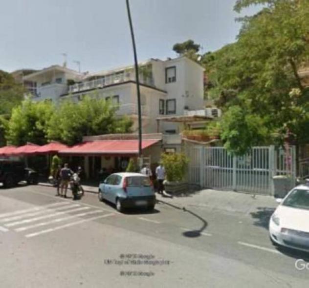 Immobile in asta di 231 m² con più di 5 locali in vendita a Napoli - Foto 4