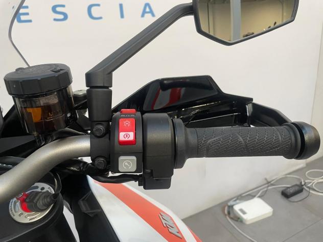 KTM 1290 Super Duke GT null - Foto 9