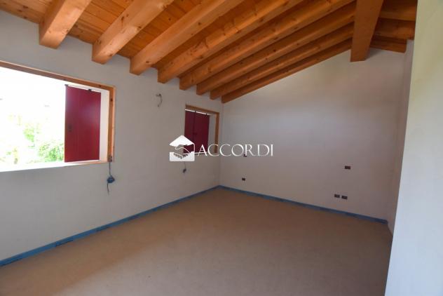 VILLA A SCHIERA di 6 vani e di 178 mq (VOLPAGO DEL MONTELLO) rif. PS108 - Foto 19