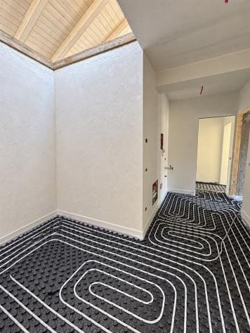 centro storico trilocale su due livelli completamente risstrutturato - Foto 2