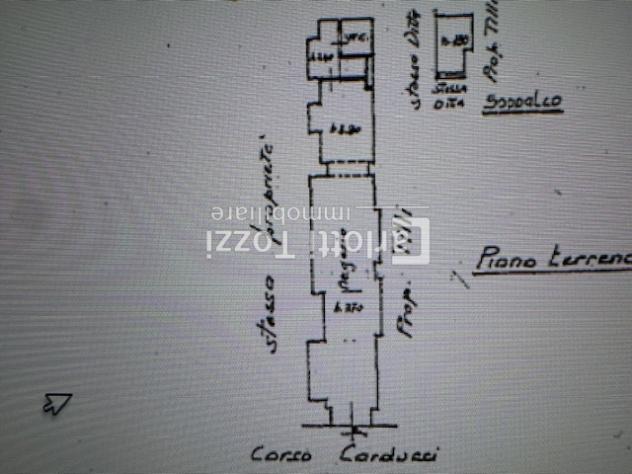 FONDO COMMERCIALE di 2 vani e di 35 mq (GROSSETO) rif. 03652