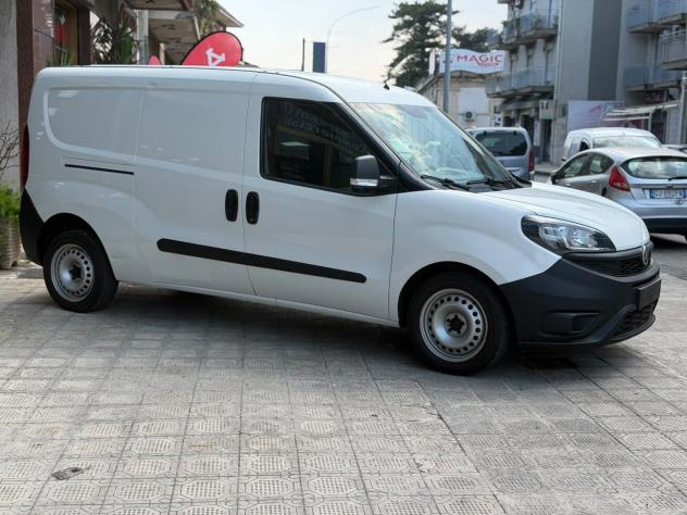 FIAT Doblò 1.6 Mjt 16v 120cv LOUNGE MAXI - Foto 4