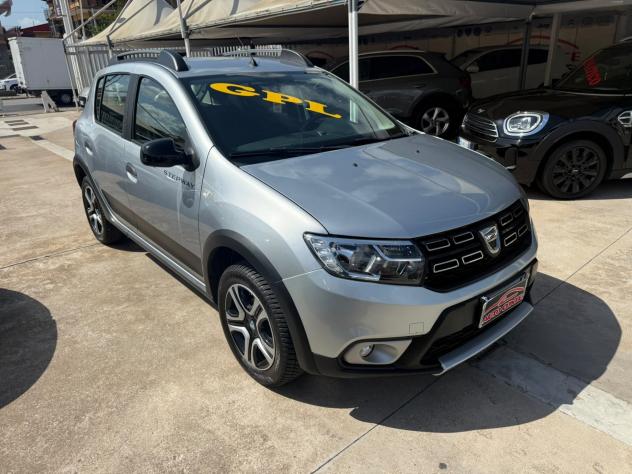 Dacia Sandero Stepway 1.0 TCe 100CV ECO-G 15th Anniversary - Foto 3