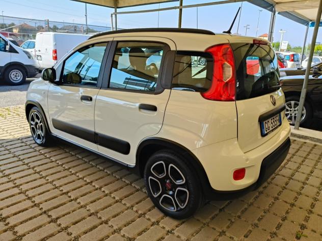 Fiat Panda 1.0 FireFly S&S Hybrid City Life - Foto 6