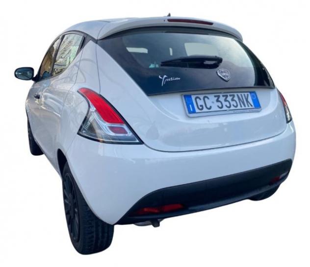 LANCIA Ypsilon 1.2 69 CV 5 porte GPL Ecochic Gold rif. 23353072 - Foto 4