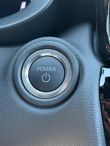Toyota Yaris Cross 1.5H (130 CV) Trend E-CVT #ricaricawirless #winterpack - Foto 7