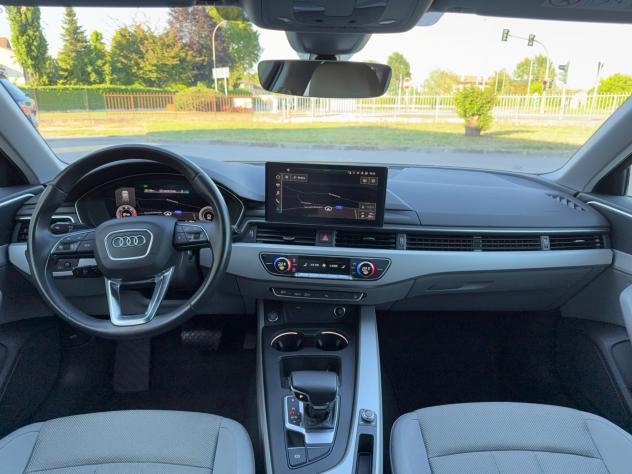 Audi A4 Avant 35 TDI 2.0 163 CV S tronic Business Advanced - Foto 7