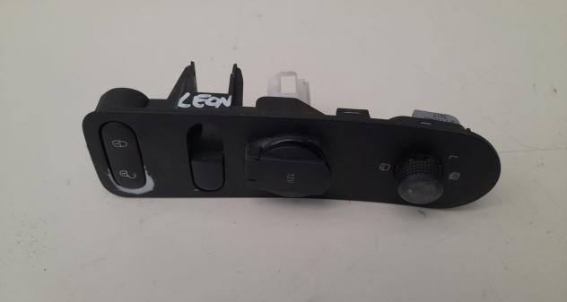 PULSANTIERA ANTERIORE SINISTRA SEAT Leon 2° Serie (0509)