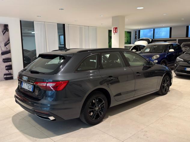 Audi A4 Avant 30 TDI Cruise Fari LED Sensori Bluetooth - Foto 7