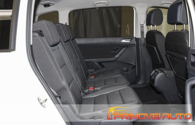 VOLKSWAGEN Touran 2.0 TDI 150 CV SCR DSG Active rif. 21434892 - Foto 3