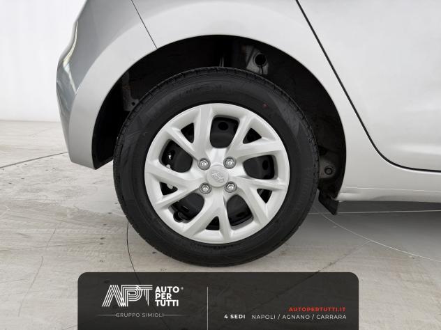Hyundai i10 i10 1.0 Tech - Foto 9