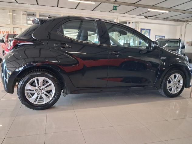 Toyota Yaris IV 2020 1.5h Business - Foto 9