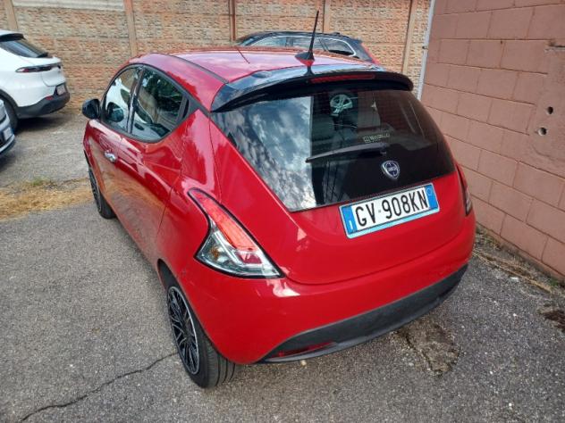 Lancia Ypsilon 1.0 firefly hybrid Gold s&s 70cv 5p.ti - Foto 2