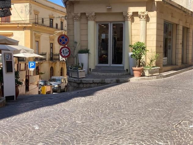 Immobile commerciale con canna fumaria - Foto 3