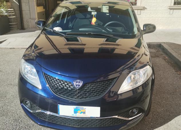 Lancia Ypsilon 1.2 69 CV 5 porte GPL Ecochic Gold - Foto 4