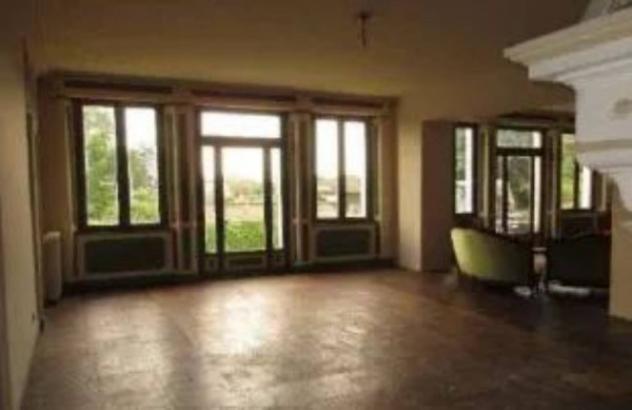 Immobile in asta di 740 m² con più di 5 locali e box auto in vendita a Scaldasole - Foto 10