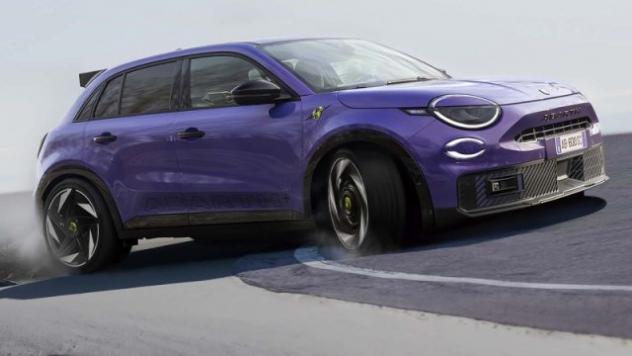 ABARTH 600e Turismo rif. 23255802 - Foto 2