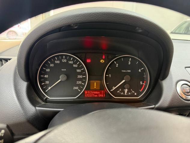 BMW Serie 1 (E87) 118d cat 5 porte Futura DPF - Foto 10