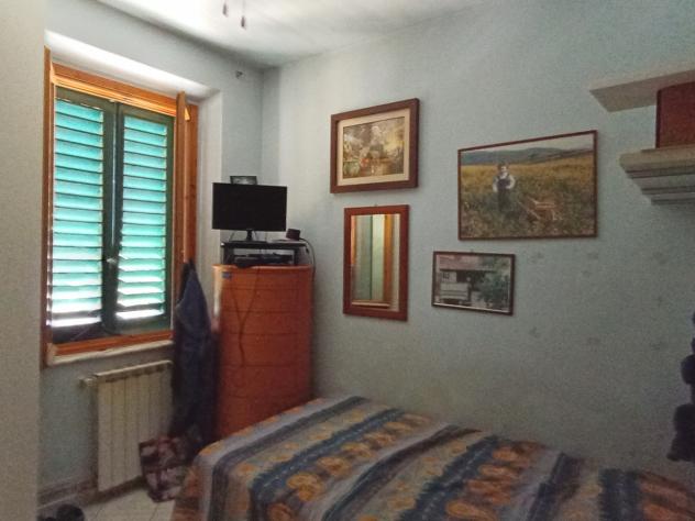 APPARTAMENTO di 4 vani e di 75 mq (GAMBASSI TERME) rif. G 28 - Foto 7