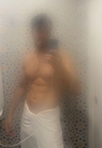 XXL 20 Cm 27 anni BISEX ATTIVO FISICATO DOMINANTE DISCRETO