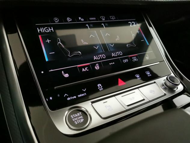 Audi Q8 3.0 tdi mhev S line edition quattro 286cv tiptronic - Foto 8