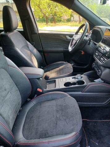 Ford Kuga 1.5 TDCI 120 CV ST LINE X 10/ 2022 - Foto 10