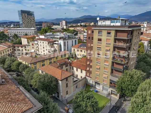 Palazzo / Edificio in vendita a Brescia - Foto 2