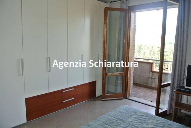 TREBBIO DI MONTEGRIDOLFO VENDESI AMPIO APPARTAMENTO INDIPENDENTE SU BIFAMILIARE CON AMPIA TAVERNA CON BAGNO E CAMERA E GIARDINO - Foto 10