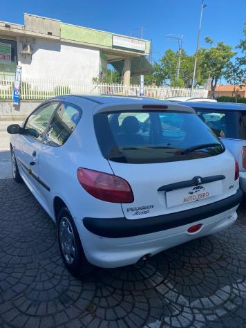 Peugeot 206 1.1 3p. XR - Foto 4