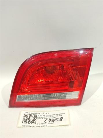STOP POSTERIORE DESTRO INTEGRATO NEL PORTELLO AUDI A3 Serie (8P1) 8P4945094D CAYC (0812)