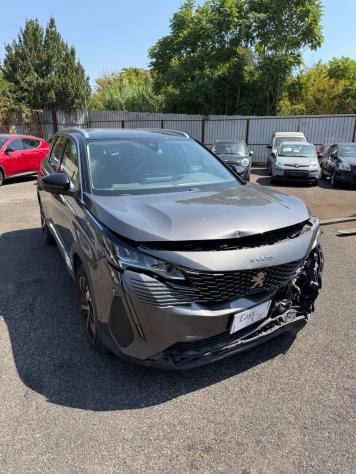 Peugeot 5008 Allure 1.5 Diesel SINISTRATA