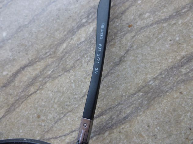 vendo occhiali da sole Ray-Ban originali nuovi 4180 601-S71 - Foto 3