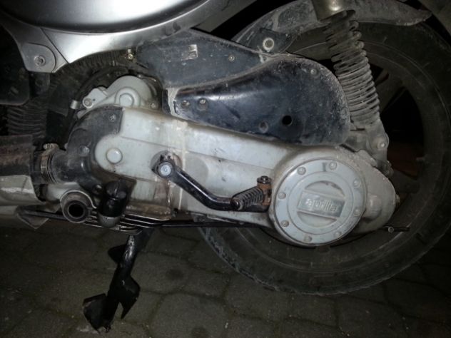 Aprilia Scarabeo 50 - Foto 10
