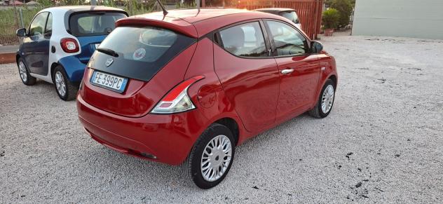 Lancia Ypsilon 1.2 69 CV 5 porte Silver - Foto 7