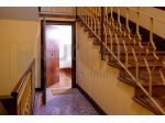 Bologna centro storico Via Senzanome bilocale piano terra con cortile di proprià