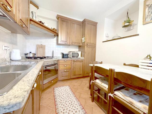 Casa semindipendente in vendita a Gallicano 200 mq Rif: 1426363 - Foto 9