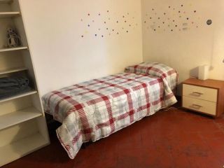 stanza libera per studenti 450 libera dal 1 maggio