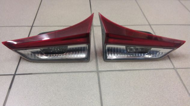 VENDESI RICAMBI per Toyota Auris Touring