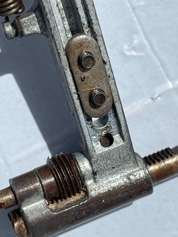 Guida ribaltabile micrometrica macchine da cucire - Foto 4