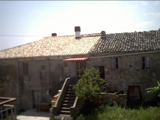 RUSTICO DA RISTRUTTURARE SU DUE LIVELLI - Foto 7